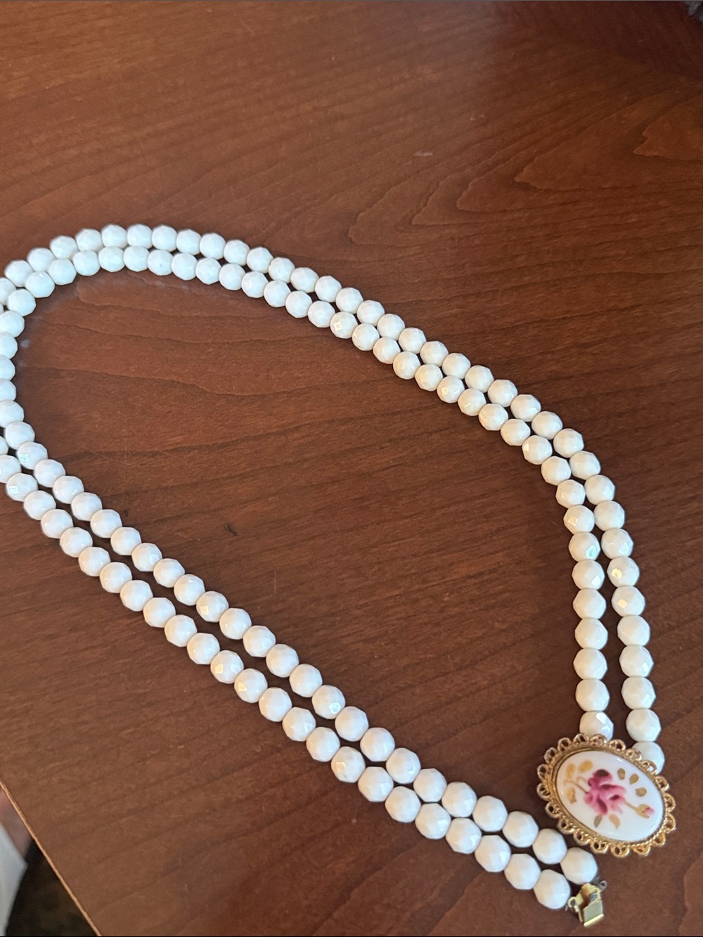 Vintage Signed Coro Convertible Necklace /brooch 
Heavy Milk Glass 1950s MCM
